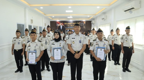 Lapas Batam Ikut Apel Kemenko Kumham Imipas, dan Penyerahan Penghargaan Pegawai Teladan